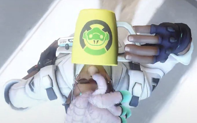 SamTheLucioFan's tweet photo. yo @PlayOverwatch, when you release this skin next season. Be sure to also release the emote and highlight intro with it. I will not be robbed of IPad kid Lúcio!!! 😭 https://t.co/6kHw61KcX9