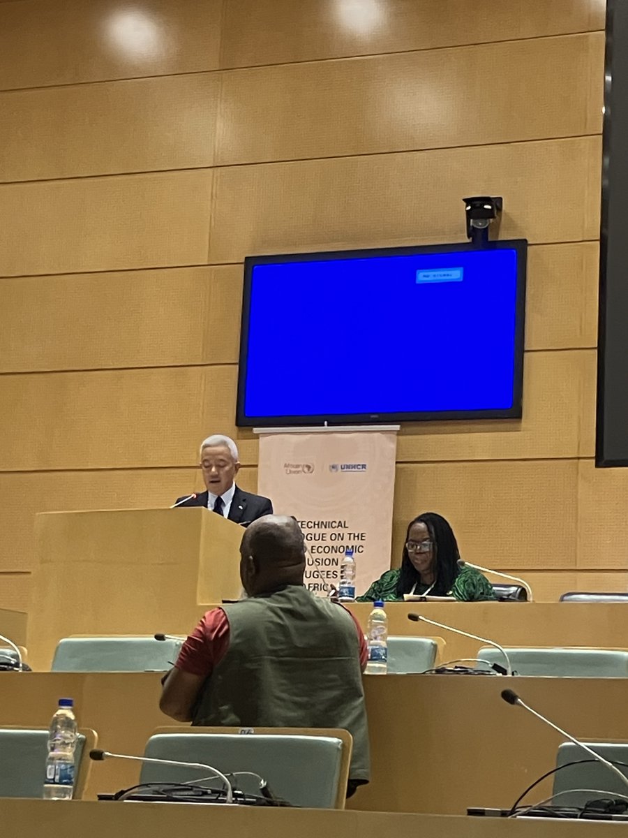 JapanMissionAU's tweet photo. 🌍At the AU-UNHCR Technical Dialogue, stakeholders exchanged views on advancing socio-economic inclusion of refugees in #Africa. 🇯🇵 Japan also underscored🤝#PPP,💡innovation &amp; TICAD's co-creation approach as key to addressing common challenges &amp; advancing shared prosperity.#TICAD https://t.co/uzjDxXIDQj