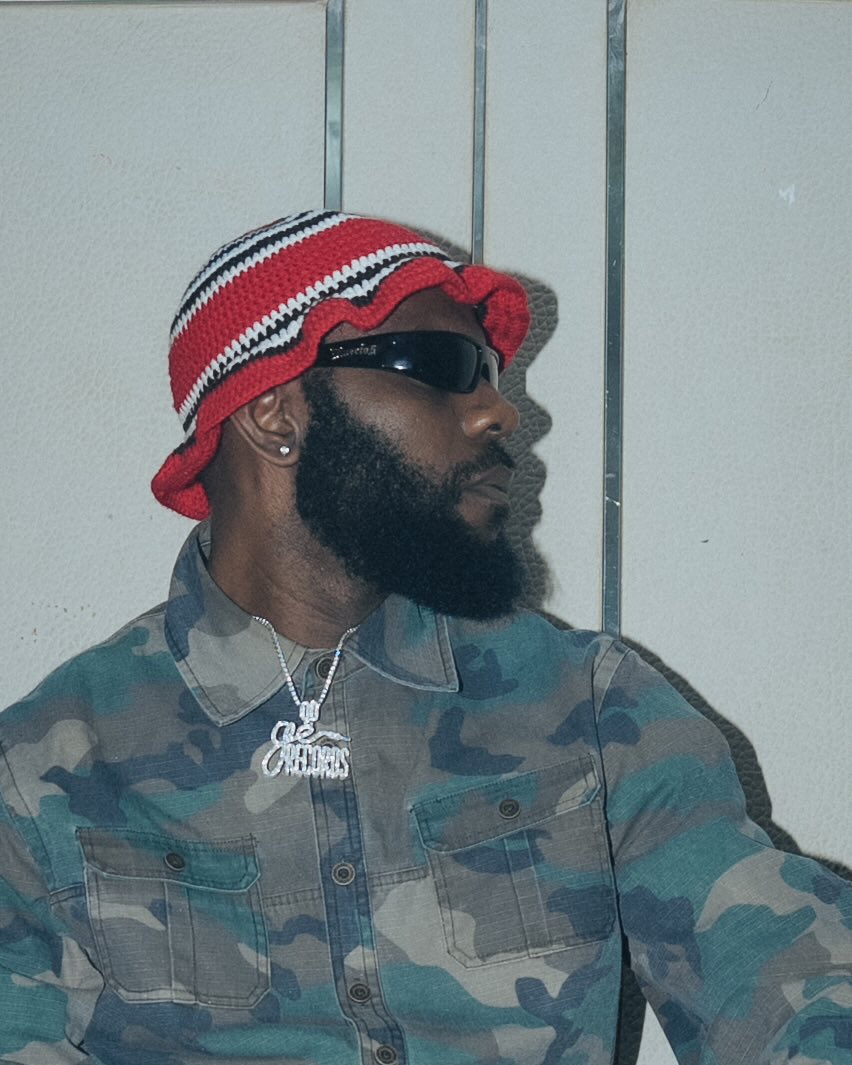 Odumodublvck_'s tweet photo. CASTRO. 🪖 https://t.co/fl16Mq7PSz