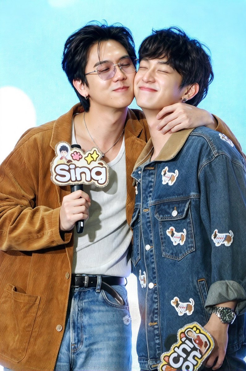 madamemadamst's tweet photo. Hasil jepretannya mantap banget weh...

1ST FANIVAL OF SINGCHIMON #GMMTVFANIVAL2026HappyFamilyxSC https://t.co/JKL9hqXJPJ