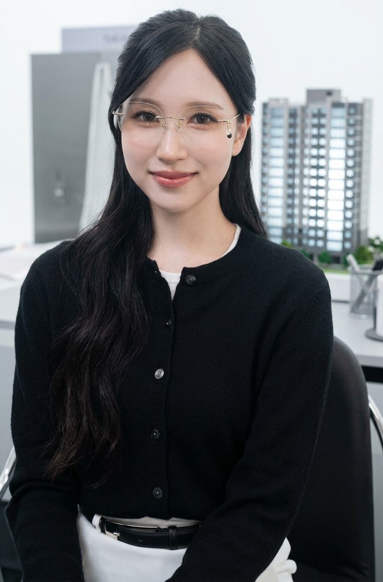 mncollarbone's tweet photo. have you ever seen anyone cuter than her???? https://t.co/gSfiKUtFvh