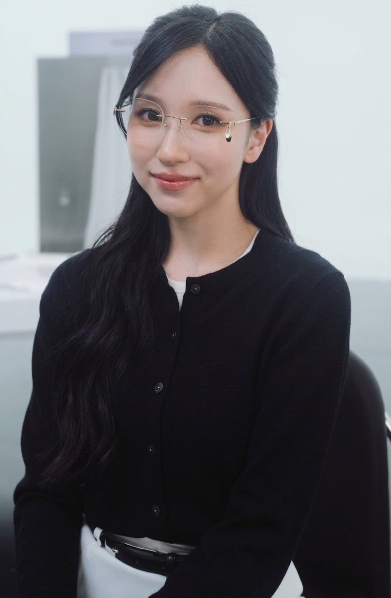 mncollarbone's tweet photo. have you ever seen anyone cuter than her???? https://t.co/gSfiKUtFvh