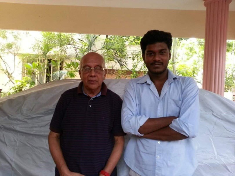 Kamalabimaani1's tweet photo. Such a heartfelt note by @Manikabali87 to #SingeethamSrinivasaRao

Dear Singeetham sir, Talkie cinema are the new normal they said, you disagreed it and made Pushpak. Aesthetics are not necessary for commercial cinema they said,you disagreed and made Apoorva Sagodharagal Comedies can never be classics they said, you disagreed and made Micheal Madana kamarajan. You loose relevance with age they said ,you disagreed and made Sing Geetham. Artists are mere mortals they said, today you disagreed again by becoming the immortal piece of art! Always proud to say that I worked and learned under you! Those 7 months in the year 2012 will always guide me throughout my life! I will miss that child’s enthusiasm, your teachings, the tea at your place, your humour and especially the way you laugh! Rest in peace Legend❤️

#KamalHaasan
#RKFI
#Manikandan