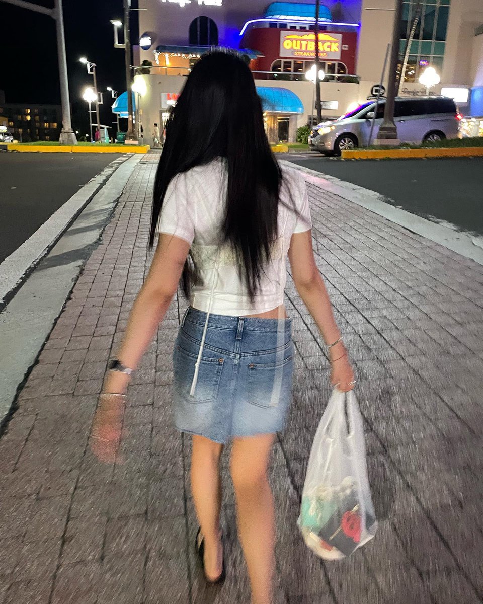 ludmilacp's tweet photo. 人生で一番美味しかった食べ物、一つだけ選ぶなら何。今日も一日お疲れ様！ 😎🎉
EdXH https://t.co/OoK9eisrG6