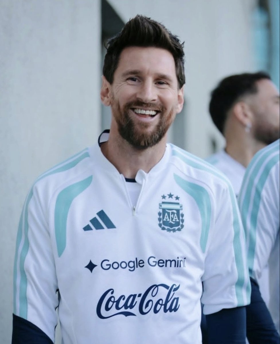 PoojaMedia's tweet photo. Messi is happy ❤️ https://t.co/iOCDa5YMZz