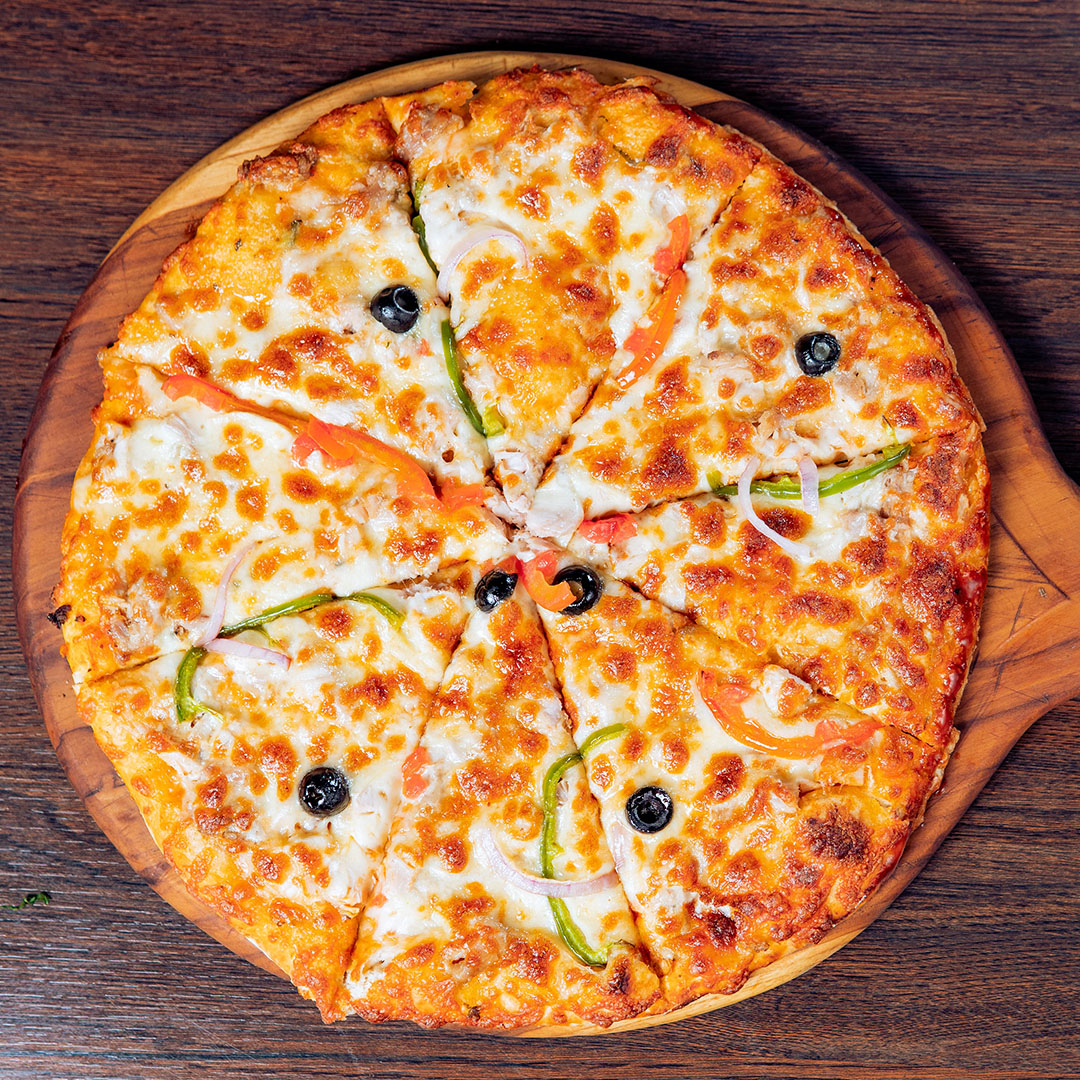 IndianDhabaUga's tweet photo. BUY ONE, GET ONE FREE!
Yes, you read that right. Every Monday, enjoy two pizzas for the price of one at The Great Indian Dhaba Bar and Restaurant.
📍 Plot 3, Wampewo Avenue, Kololo, Kampala
📞 0751 903 647 | 0765 946 392
#Kampala #PizzaPromo #BuyOneGetOne #MondayDeal #Kololo https://t.co/oOXxc06ms8