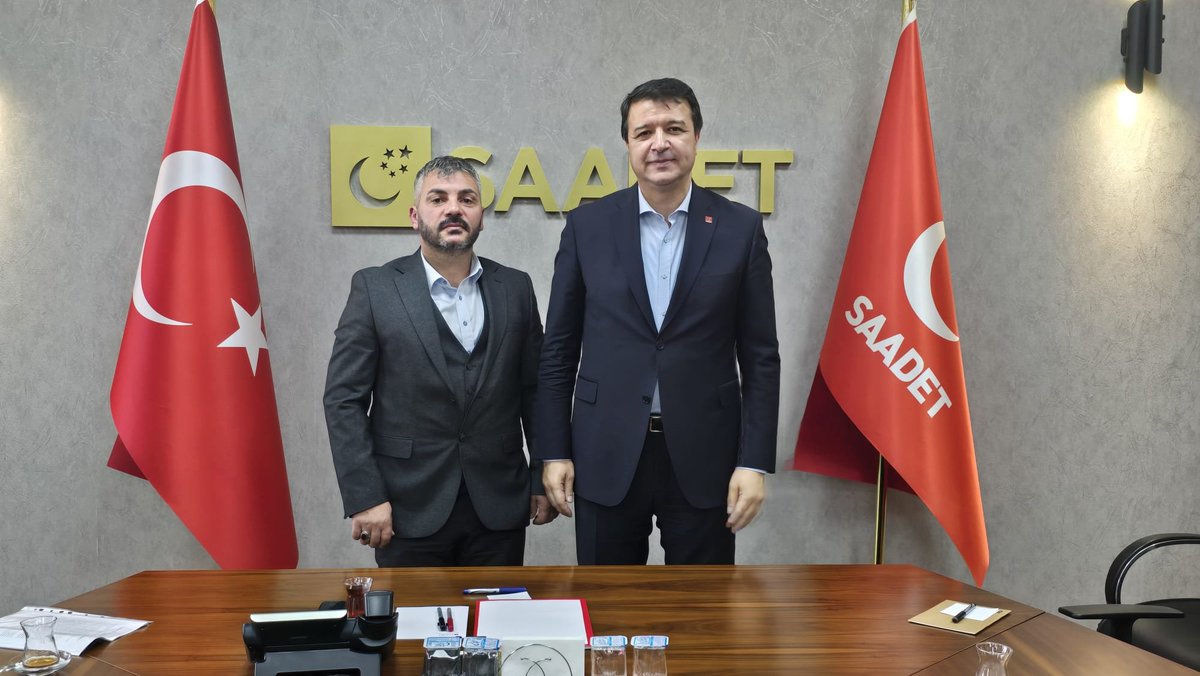 MuratCaner55's tweet photo. Haklı mücadelemizde yanımızda duran @SaadetPartisi Genel Başkanı Sayın @mahmutarikansp ve ekibine teşekkür ederiz.🙏

Omuz omuza verdiğimiz bu yolda birlik ve beraberlik içinde çok daha güçlüyüz‼️

Stajyer Çırak Ankara'da
#MuhalefetYasaDediCumhurDuyBuSesi https://t.co/nJf3YyWZDq
