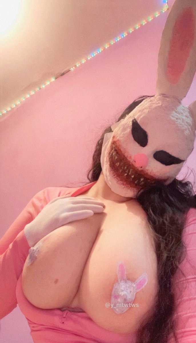 y_mtwtws's tweet photo. Intenté dibujarme unos conejitos🐰 https://t.co/H9ATLHlyKy