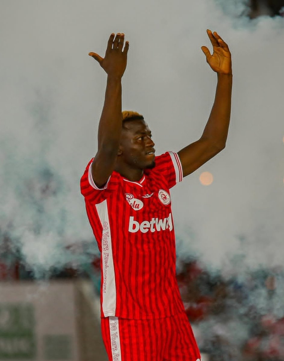 cleansheet_1's tweet photo. 🚨JUST IN: Mshambuliaji wa simba ibrahimu Doumbia aweka kiapo juu ya dabi
Ameahidi asipomfunga yanga katika mchezo wa octoba 10, nyumba yake iliopo mjini bamako nchini mali ichomwe moto hadi kuteketea
Maneno hayo ameasema kupitia account yake ya mtandao wa thread https://t.co/8pmZzQzMpb