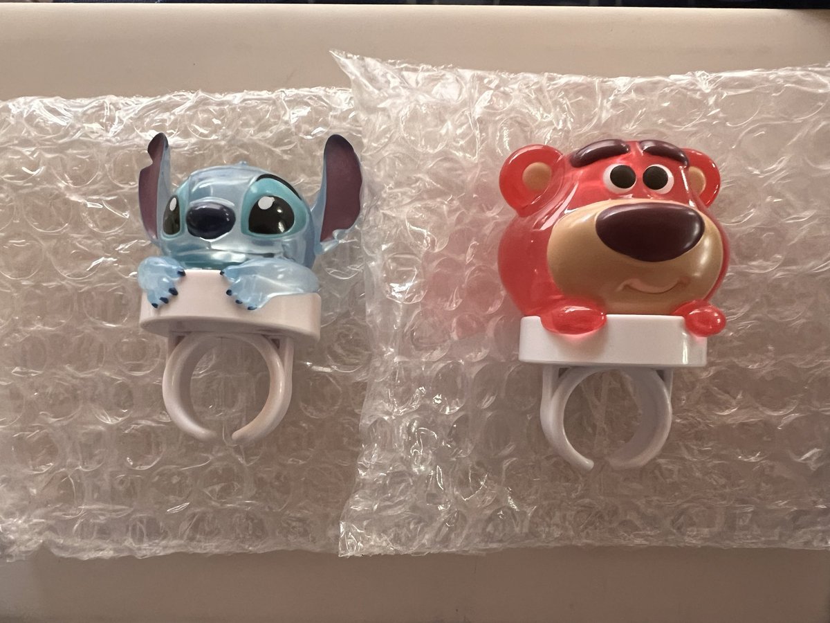 SN0407218's tweet photo. 《交換》ディズニー カプセルリングライト
コレクションガチャガチャ

【譲】ロッツォ1️⃣、スティッチ2️⃣

【求】ベイマックス、エイリアン

交換可能な方いらっしゃいましたら
お気軽にコメントお願いします！✨
交換優先で探しておりますが、買取も検討しております！ https://t.co/bnREPksPEC
