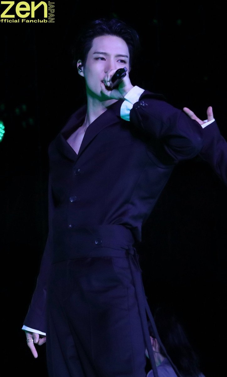 _423205's tweet photo. 잘생긴게 최고다 https://t.co/tpmecwubJx