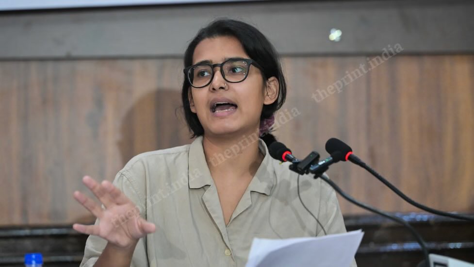 RoshanKrRaii's tweet photo. Sanghis hate and abuse Neha Bora because she is everything they hate in a woman.

- Strong
- Intelligent 
- Independent 
- Has her own voice
- Shows dissent
- Speaks up

Keep cooking them girl, you are inspiring a generation of girls 👑 https://t.co/fG9sLJGNqT