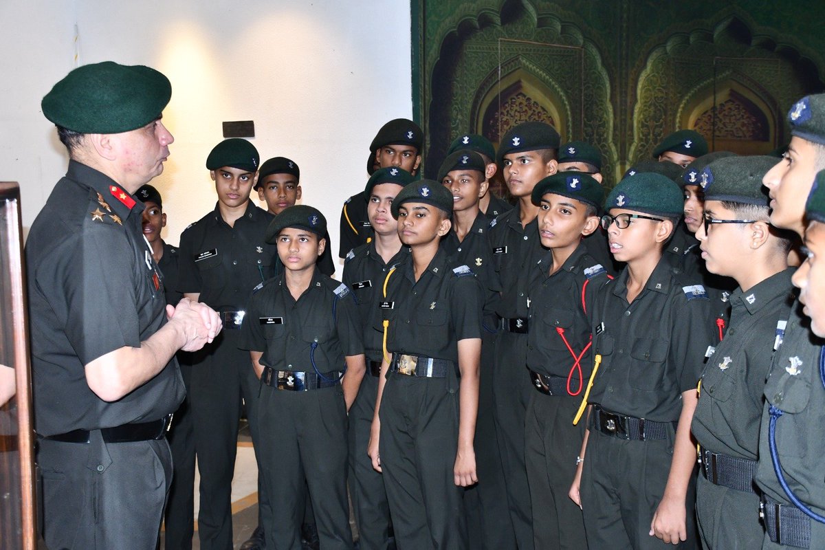 SSBCrack's tweet photo. RIMC Cadets Visit Rajputana Rifles Regimental Centre in Delhi Cantt https://t.co/tx2mCSuxy4