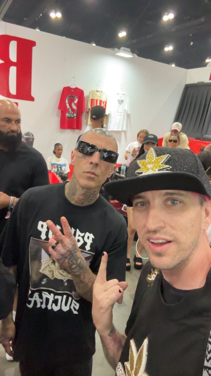 Allaccessusa's tweet photo. ALL ACCESS USA x TRAVIS BARKER π₯π₯
All Access USA linking up with the legendary Travis Barker of Blink-182 at ComplexCon in LA! π€
#AllAccessUSA #TravisBarker #Blink182 #ComplexCon #ComplexConLA https://t.co/TyCCHyrqw0