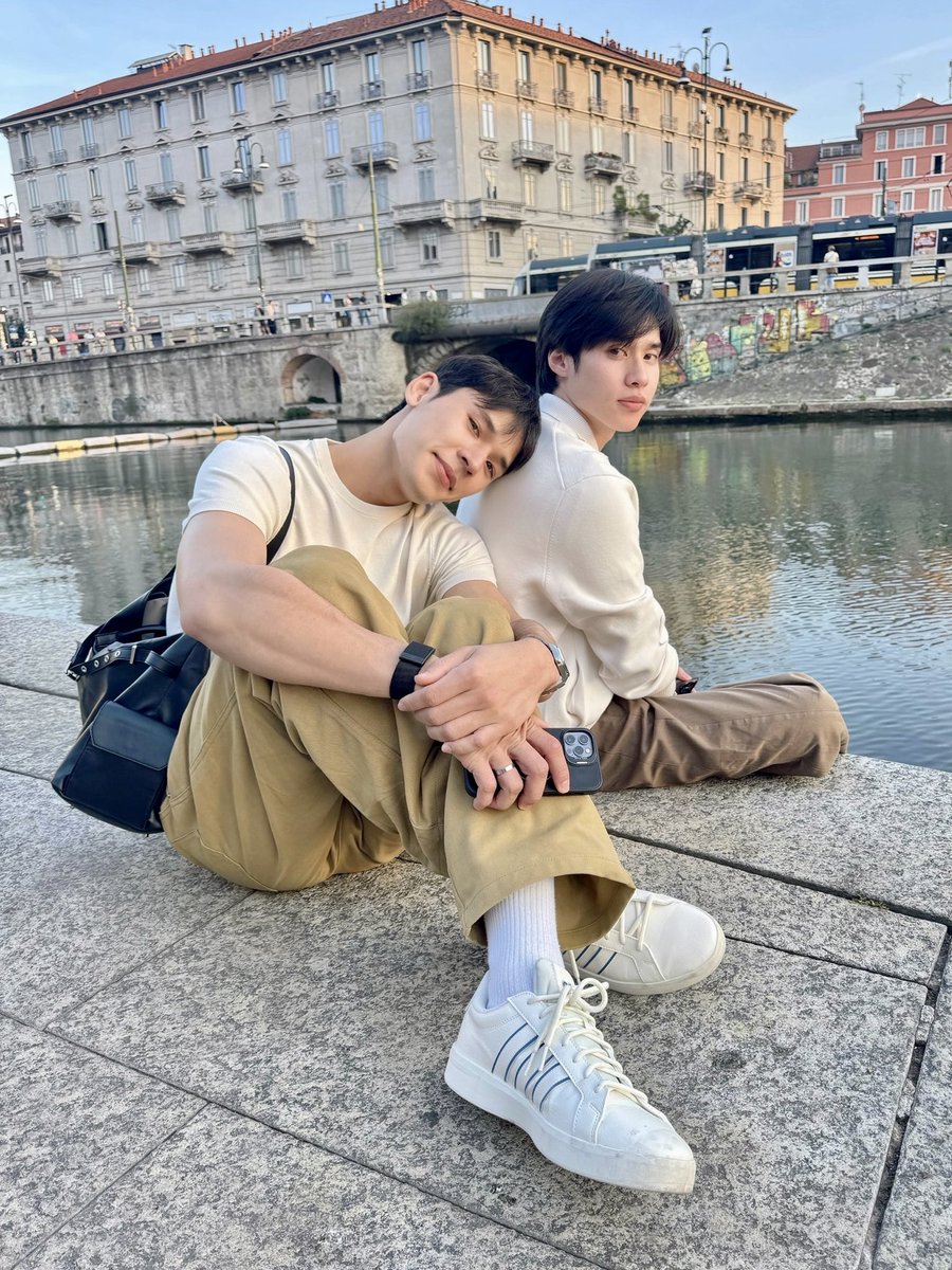 FlowerBoyTH's tweet photo. ผีซบเบ๋อ.. 👻

#pearlpeak #เพิร์ลพีค
#pearlpooo #peakpeemapol https://t.co/262LGYfJwS