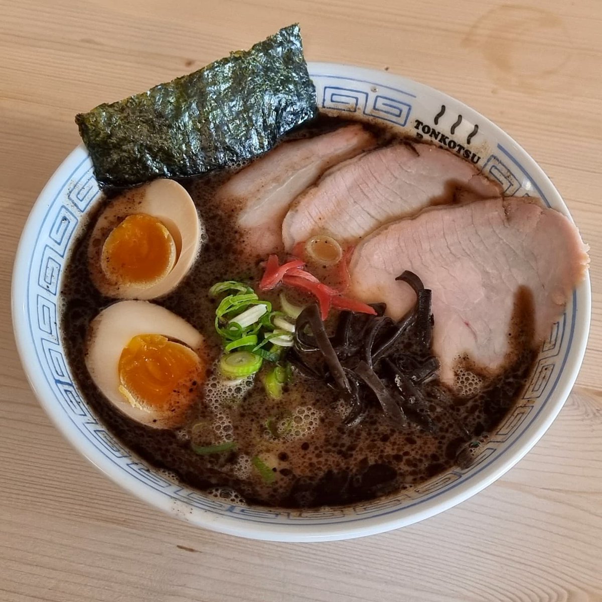 smerkant's tweet photo. Exploring Delft’s sights led us to Tonkotsu Ramen Nikkou for lunch. I ordered the Mayu Tonkotsu Ajitama ramen, and it was delicious. https://t.co/7mk6n0I6Rp