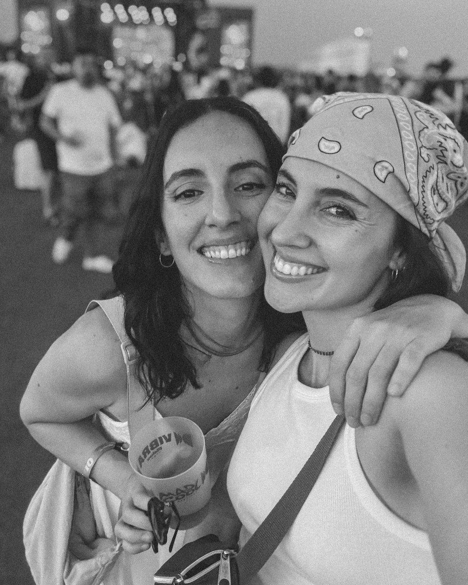 l_tion's tweet photo. Cachitos del MadCool26. Faltan mi afonía, las personitas que estuvieron y más conciertos, pero todo quedó en el disfrute. Deseando ver el cartel del próximo año. https://t.co/zBJdtSkvO9
