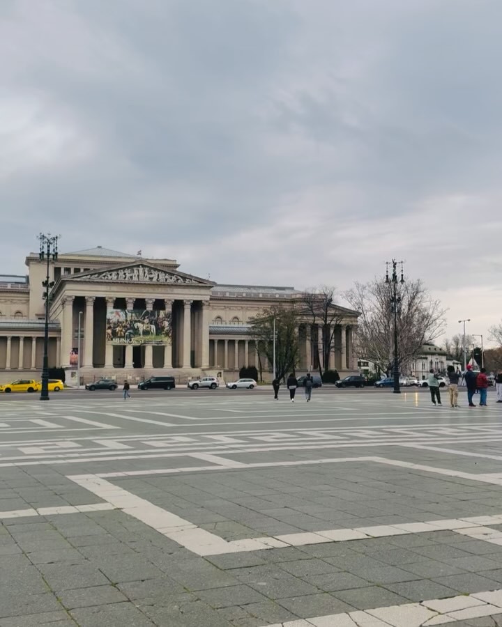yosoydianach's tweet photo. Szia, találkozunk legközelebb! https://t.co/TksWvuXnyT