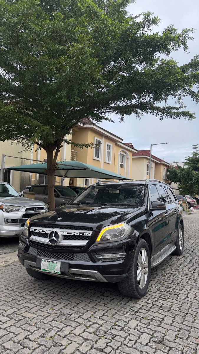 _Ayoqudus's tweet photo. Mercedes Benz GL500 2014 
Registered 
Well used and maintained 
💰₦16.5M only 
🏁Lekki
08032870256 Whatsapp or call https://t.co/RqyVXuju2O