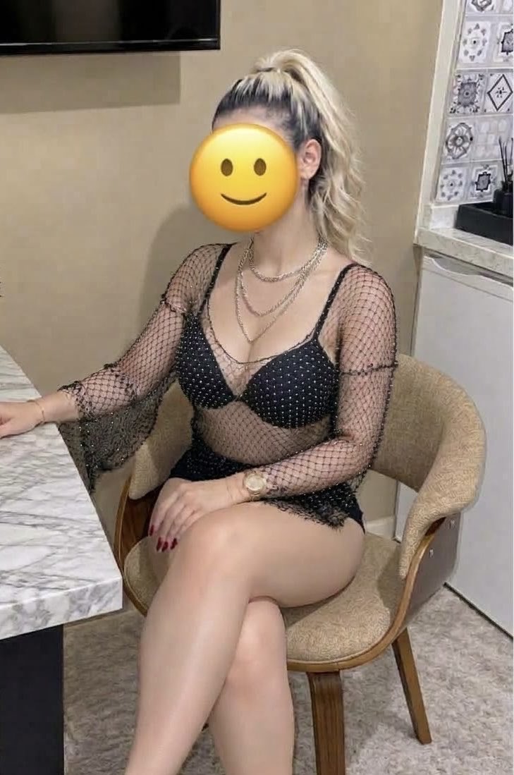 nalanali3435's tweet photo. Kimse Pazartesiyı sevmez ben seviyorum çünkü evdeyim 🤗🤗 https://t.co/VxmSLcxAvE