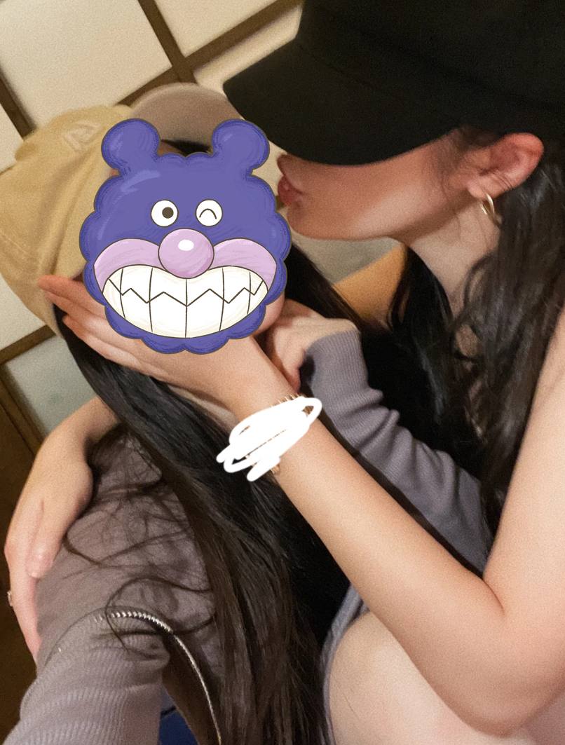Yp_Lucifel's tweet photo. 게이 아닙니당 ~우정 ㅋㅋㅋ
#친구 #솔로 https://t.co/rtc9iQ3kGn