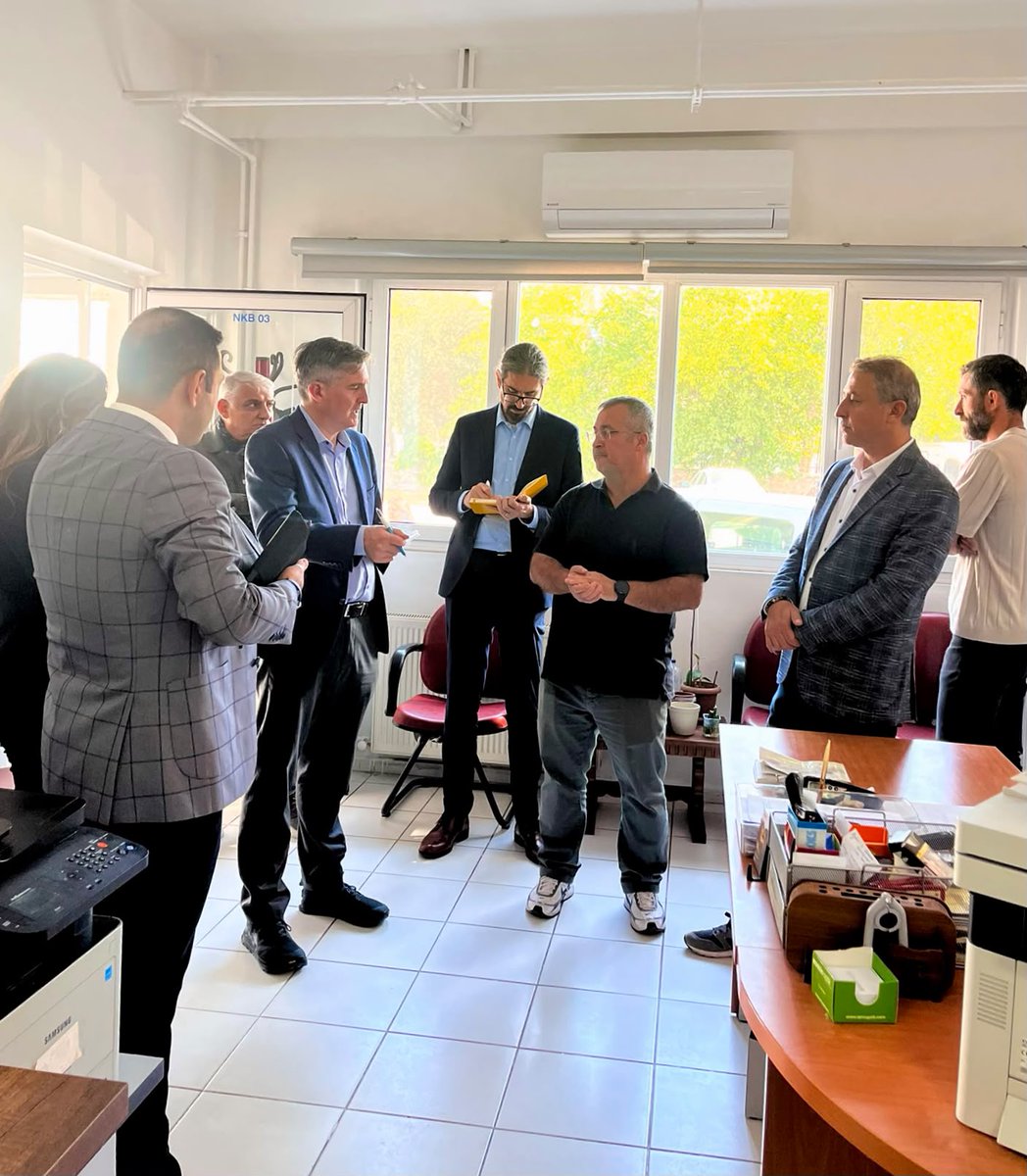 bornovavetkont's tweet photo. Enstitü Müdürlüğümüzde 02.10.2026 tarihinde Avrupa Komisyonu Sağlık ve Gıda Güvenliği Genel Müdürlüğü (DG SANTE) tarafından Ulusal Kalıntı İzleme Planı (UKİP) misyon denetimi gerçekleştirilmiştir. 
https://t.co/Xr1cIYJqYR https://t.co/3alpAF5VVk