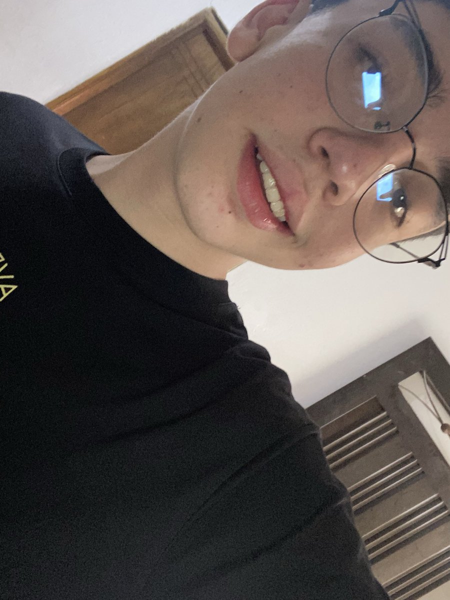 CamiloAnde92880's tweet photo. Te gustan mis labios? 🫣 https://t.co/CNidxqGjw3