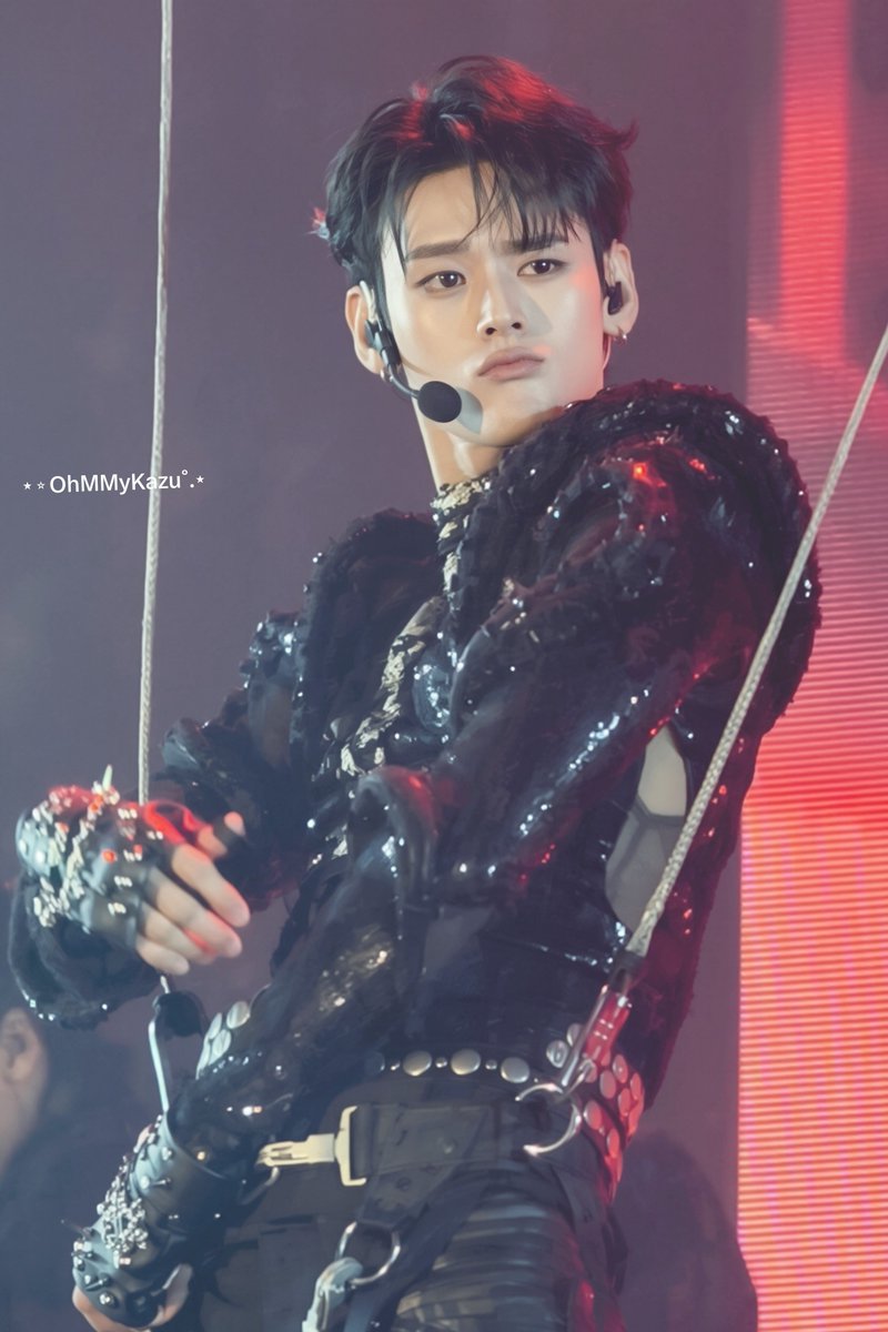 OhMMyKaZu's tweet photo. แมวดำคนนี้ ดื้อมั้ยยย🐈‍⬛

⋆𐙚₊ #NAY_PERSES ˚⊹♡  

PERSES UNCENSORED CONCERT 
#PERSES_UNCENSOREDConcert
#PERSES_TH #PERSES https://t.co/zxmNy70Bpy