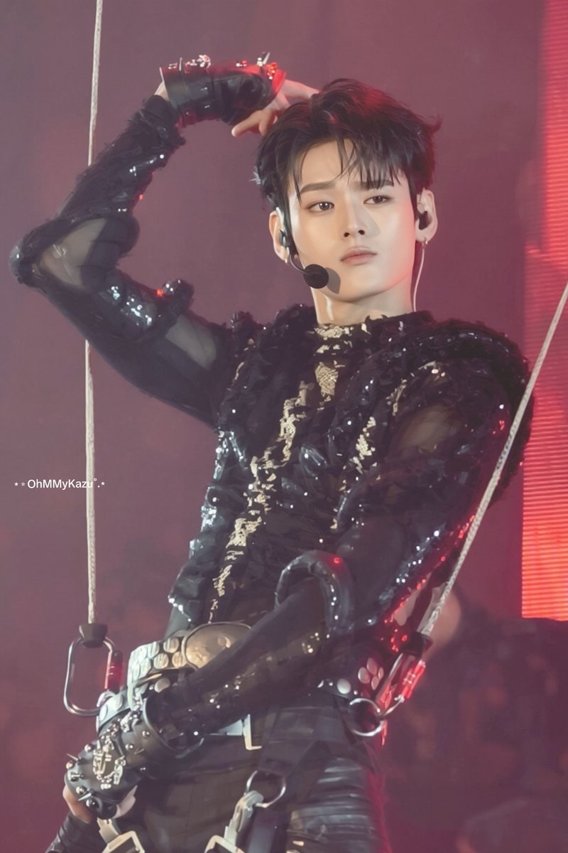 OhMMyKaZu's tweet photo. แมวดำคนนี้ ดื้อมั้ยยย🐈‍⬛

⋆𐙚₊ #NAY_PERSES ˚⊹♡  

PERSES UNCENSORED CONCERT 
#PERSES_UNCENSOREDConcert
#PERSES_TH #PERSES https://t.co/zxmNy70Bpy