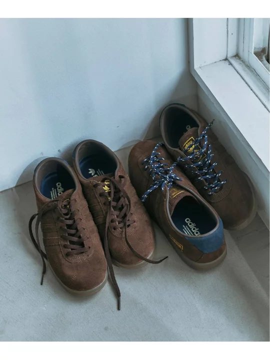uyuuuu40's tweet photo. IENAで見つけたadidasのスニーカー、
Brown×Blueの配色が最高すぎる… https://t.co/CrkeYjBh8d
