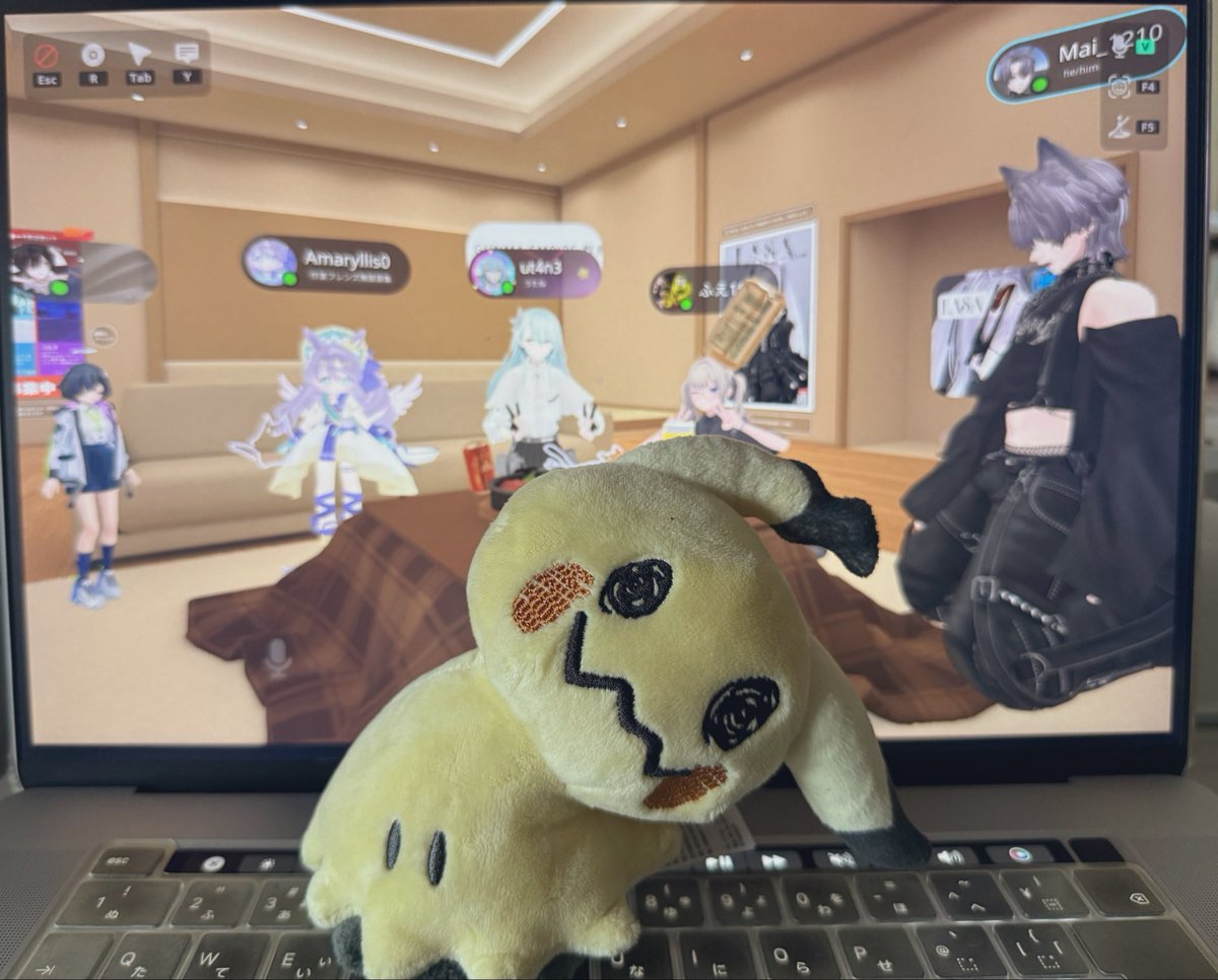 Chiru_115's tweet photo. みんなとあそんでる！ https://t.co/simiAnYRjM
