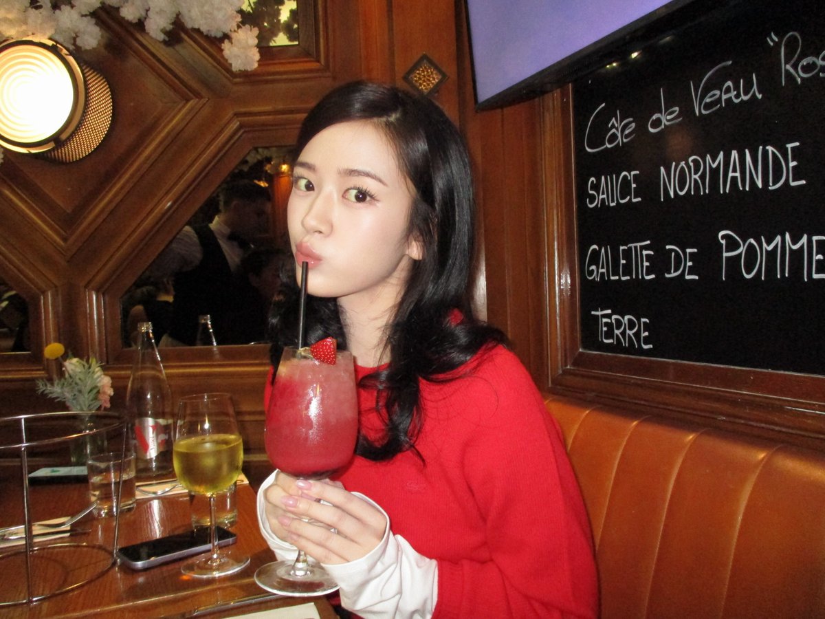 puru_dd's tweet photo. 아니 2003년생이 어떻게 윶태희 https://t.co/UrBH498DN8