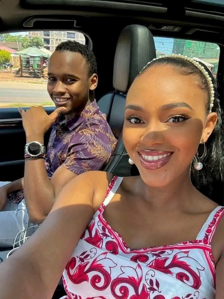 kijanayaMMU_'s tweet photo. Kenyan.                            South African
Couple.                                  couple. https://t.co/BWsU6mFoe9