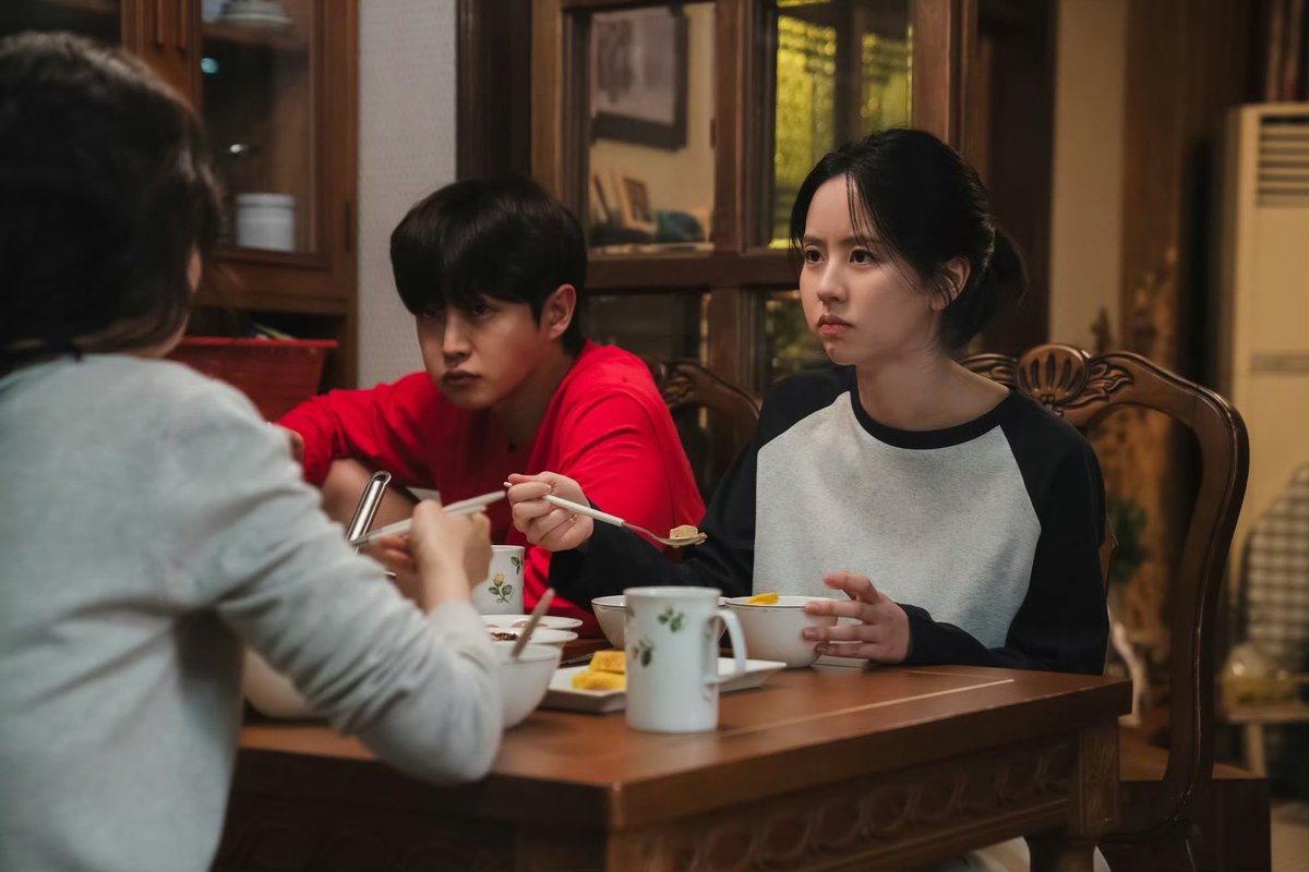 SSO_991's tweet photo. 귀여운      vs     멋있어 https://t.co/FsXTv1ILCi