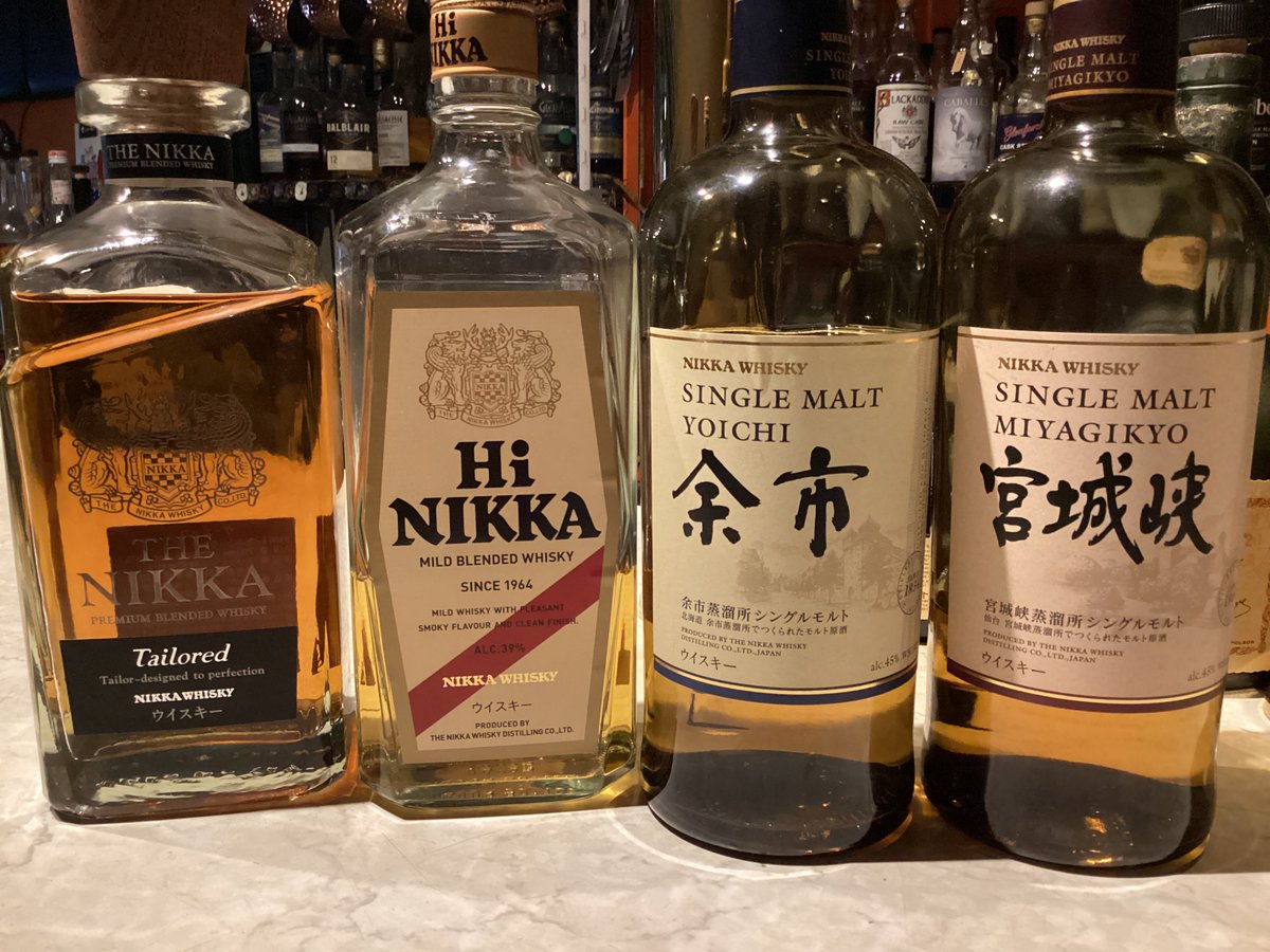 kisha_bar's tweet photo. 「人生一度きり」が口癖の友人は大学一年を3度経験済み。

童貞の常連様が言ってました。
10月5日月曜日(晴れ)翌4時まで今夜も宜しくお願いします https://t.co/ak7vYO2Hui
