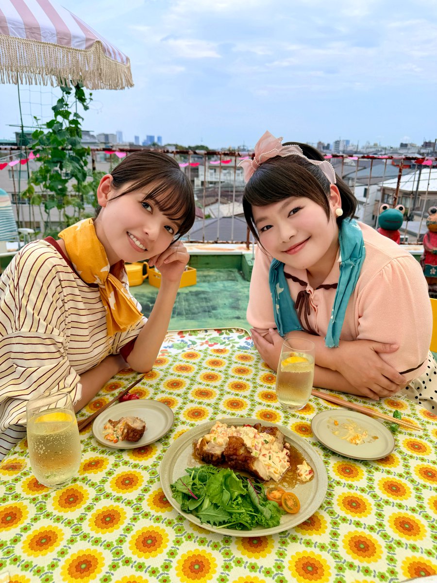 tx_mamemugi's tweet photo. 𓂃 𓈒𓏸🫘𝙤𝙛𝙛 𝙨𝙝𝙤𝙩🌾𓏸𓈒 𓂃

先日公開した、
屋上でチキン南蛮を食べる麦(#齋藤飛鳥)とまめ(#富田望生)の別カットをお届け📸🍋

#まめとむぎ
第𝟮話 𝟭𝟬月𝟵日(金)深夜𝟮𝟰:𝟮𝟳〜放送🌿
⚠️通常より𝟭𝟱分押し
☑TVerの""お気に入り""登録お願いします❕
🔗https://t.co/n3aBegq5Cl https://t.co/DYcAFsaeyS