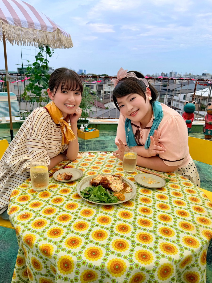 tx_mamemugi's tweet photo. 𓂃 𓈒𓏸🫘𝙤𝙛𝙛 𝙨𝙝𝙤𝙩🌾𓏸𓈒 𓂃

先日公開した、
屋上でチキン南蛮を食べる麦(#齋藤飛鳥)とまめ(#富田望生)の別カットをお届け📸🍋

#まめとむぎ
第𝟮話 𝟭𝟬月𝟵日(金)深夜𝟮𝟰:𝟮𝟳〜放送🌿
⚠️通常より𝟭𝟱分押し
☑TVerの""お気に入り""登録お願いします❕
🔗https://t.co/n3aBegq5Cl https://t.co/DYcAFsaeyS