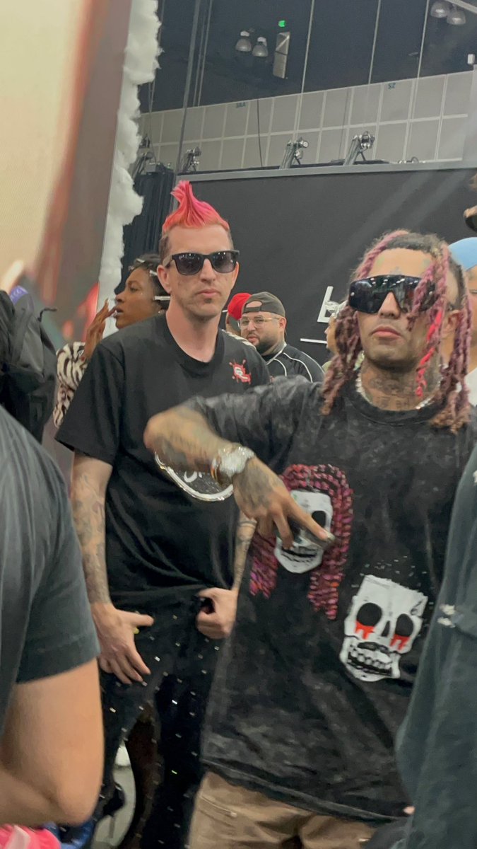 Allaccessusa's tweet photo. ALL ACCESS USA x LIL PUMP π―π₯
Ran into Lil Pump at ComplexCon LA and you already know the vibes! ππ We both pulled up with the PINK HAIR!
Great energy, crazy weekend, and another legendary ComplexCon moment.
#AllAccessUSA #LilPump #ComplexCon #ComplexConLA #LosAngeles https://t.co/GeXVbXbx1L