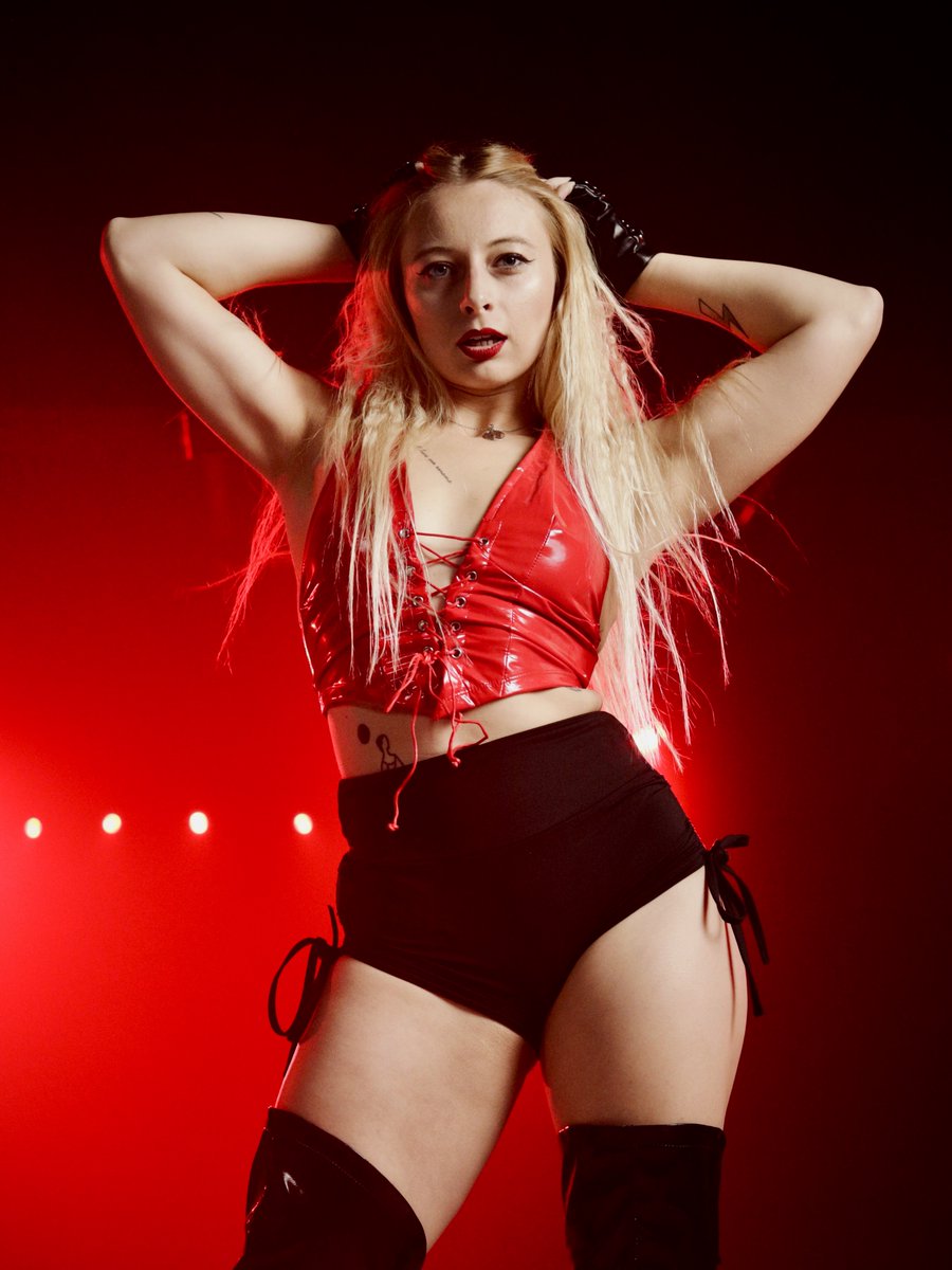florcarmen13's tweet photo. Nowa era taneczna odblokowana. Wkrótce więcej. Zdjęcia: @agata. stanilewicz 
Buty: @as. heelsdance https://t.co/OtfjXyt7O0