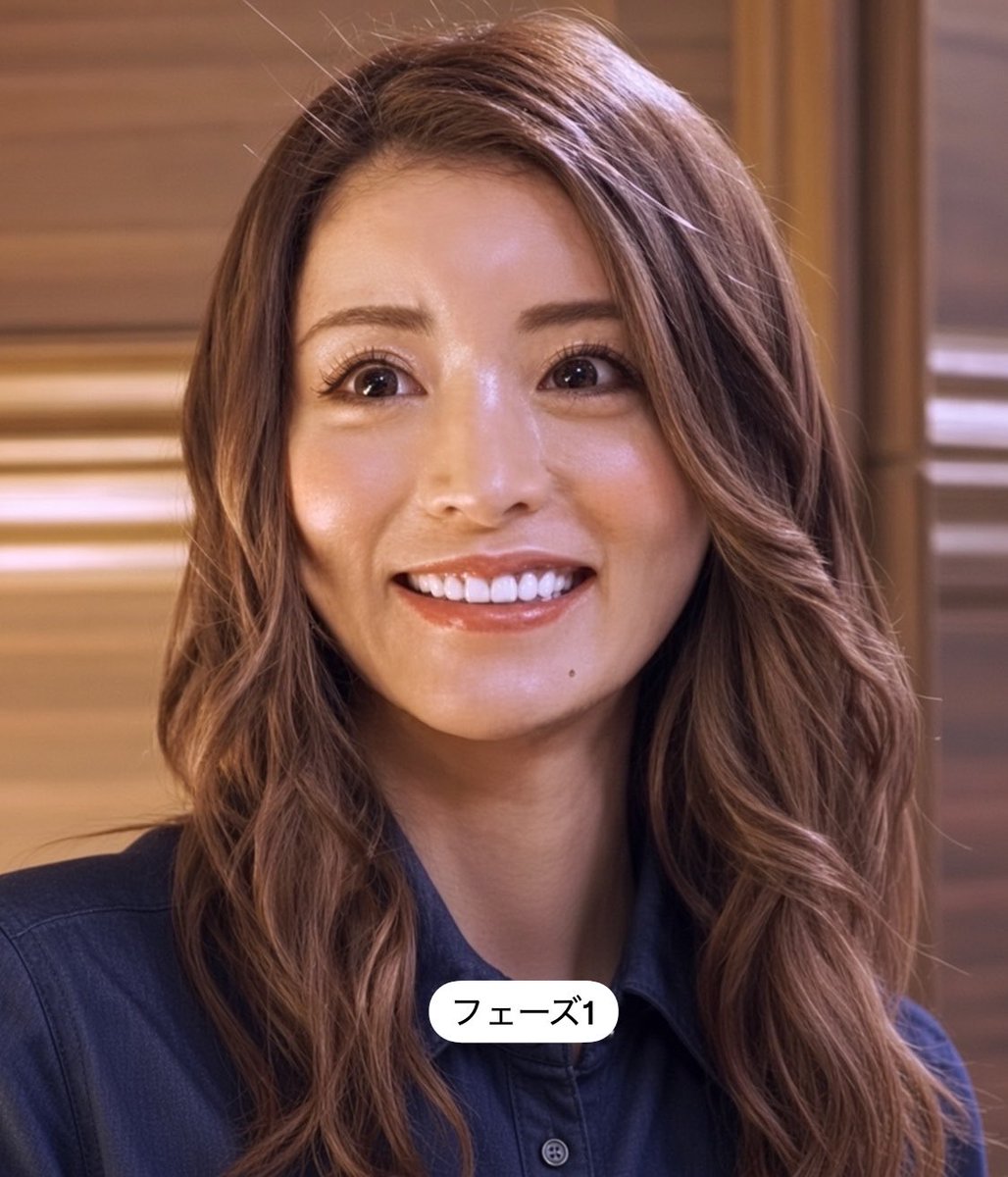 motiva55's tweet photo. 改めておさらいしときたい『ひびたん』の顔の変化（へんげ）と整形レシピ。

我々の記憶にあるのはフェーズ1（二重切開＋目頭切開＋鼻中隔延長済み）の面長美人ひびたん。それからキャバ嬢引退時（フェーズ2）にバブミを目指して別人化して話題になった。

そして現在の最終形態フェーズ3では余白を削って中顔面短縮＋エイリアンラインで超小顔化した。