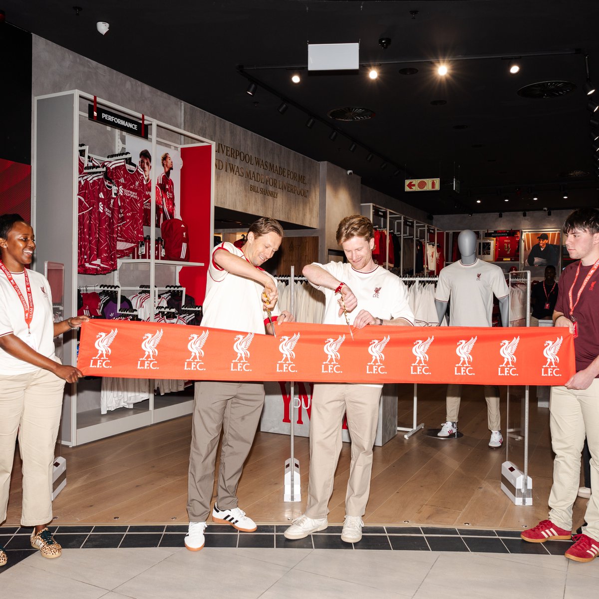 LFC's tweet photo. Lucas Leiva has officially opened our newest @LFCRetail store in Durban, marking the club’s third store opening in South Africa in just six months 🙌

🔗 https://t.co/oQVhmAqd1u https://t.co/gCw2unfCPu