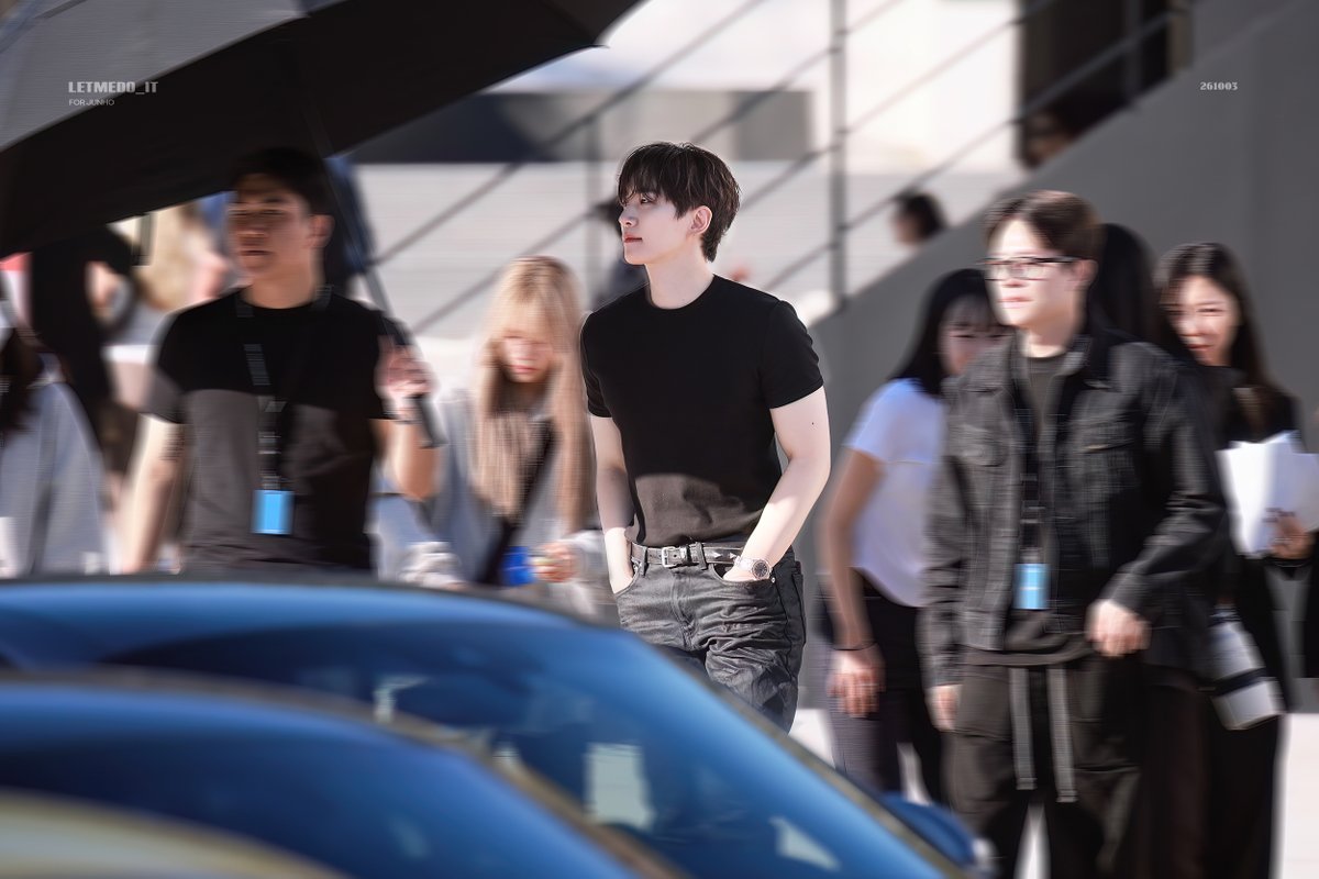 letmedo_it's tweet photo. 261002 포르쉐 바이브 서울
HQ

#이준호 #LEEJUNHO #준호 #JUNHO #イジュノ https://t.co/KzlR7CWyEo