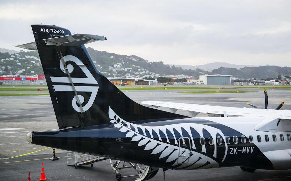 AviationWeekMRO's tweet photo. NZ investigators criticised Pratt & Whitney Canada for missing turbine blade fatigue during overhaul, citing poor quality assurance. #PWC defends protocols.
https://t.co/kVAErrvjcF https://t.co/xYZRZJ0QFu