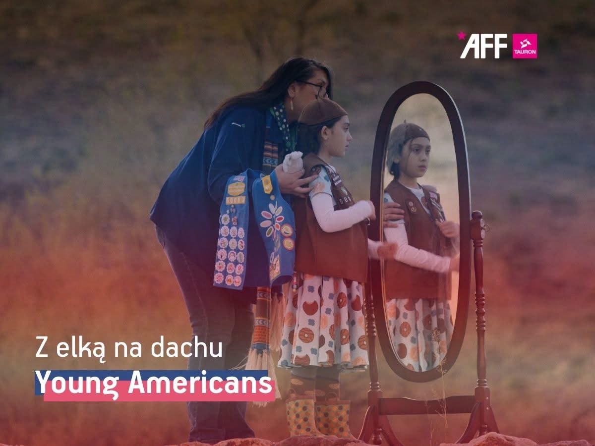 portal_immersja's tweet photo. IMMERSJA X YOUNG AMERICANS NA AMERICAN FILM FESTIVAL 🇺🇸💥

Po raz trzeci obejmujemy patronatem Young Americans, które w tym roku odmieniamy (razy cztery!) w rodzaju żeńskim. Co zobaczymy w sekcji na listopadowym festiwalu? 

#patronat https://t.co/a450vxXWxi