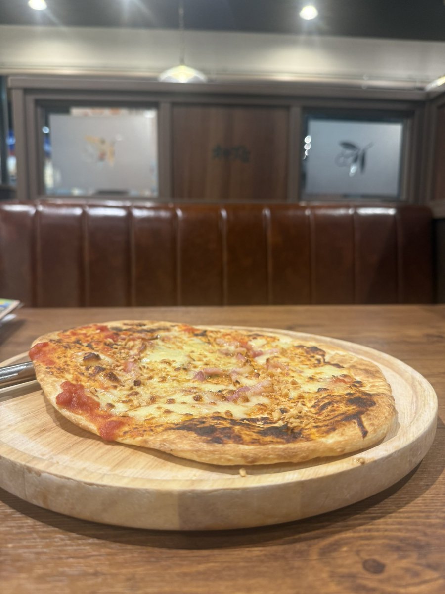 coyonbo's tweet photo. よかった
グラスワイン3杯で3000円は余裕で超えた
コスパはサイゼのがいい https://t.co/7oNXggm4V0
