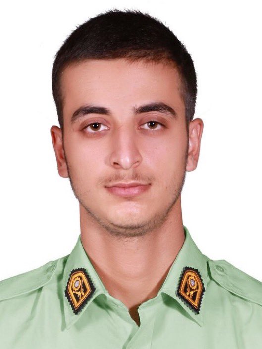 RastiHaber3's tweet photo. İran'ın Belucistan eyaletinde polislere ateş açıldı

🔶İran'ın Sistan ve Belucistan eyaletinde Bempur'da devriye görevindeki polislere kimliği belirsiz kişilerce ateş açıldı. Saldırıda 2 polis hayatını kaybetti, 1 polis yaralandı. https://t.co/po37XF3DMA