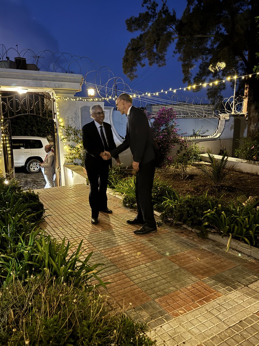 GermanEmbasssy's tweet photo. 🇩🇪🇪🇷 Celebrating German Unity Day in Asmara!

The Embassy of the Federal Republic of Germany in Asmara was delighted to host a reception marking the Day of German Unity.

We are grateful to our guests and friends for joining us in celebrating this special day and the close ties between Germany and Eritrea. 🤝

#GermanUnityDay #TagDerDeutschenEinheit #Germany #Eritrea #Asmara