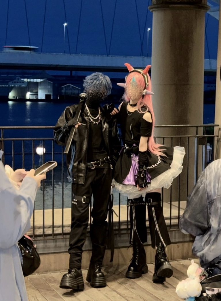 chromeeeel's tweet photo. ※ⓒⓡcos   夜が1番映えるね https://t.co/icB6HJmbEd