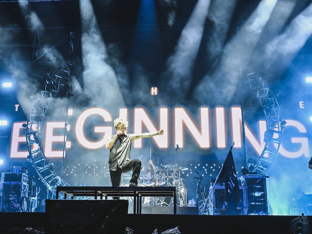 rollingstonejp's tweet photo. 【Report】𝐗𝐧𝐭𝐞𝐫𝐬𝐭𝐞𝐥𝐥𝐚𝐫 𝐌𝐮𝐬𝐢𝐜 𝐅𝐞𝐬𝐭𝐢𝐯𝐚𝐥 𝟐𝟎𝟐𝟔
🔗https://t.co/2z4kDbhkvB

━━━━━━━━━━━━━━━━

Ado、ONE OK ROCK、DAY6、UVERworld、Aぇ! groupら日韓アーティストが韓国・仁川に集結し、約40,000人が熱狂。新たな日韓音楽交流フェスが歴史的な幕開け
@XMF_official