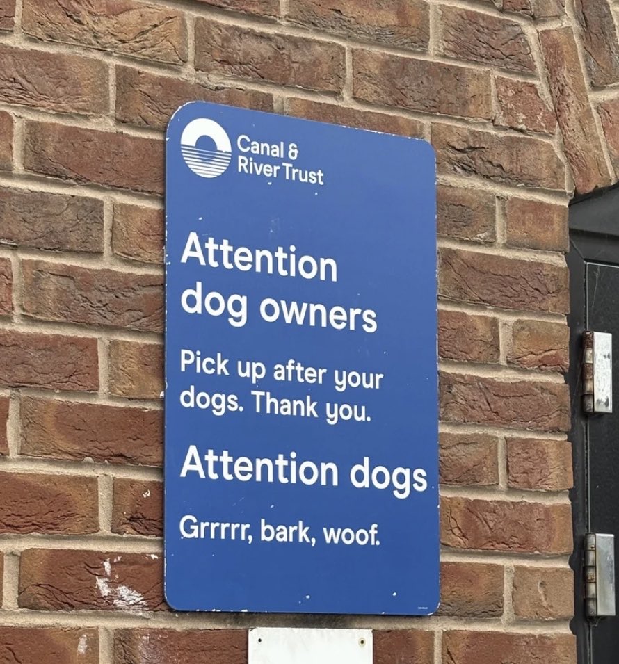 NoContextBrits's tweet photo. Attention dogs. https://t.co/xzeg4uQPLZ